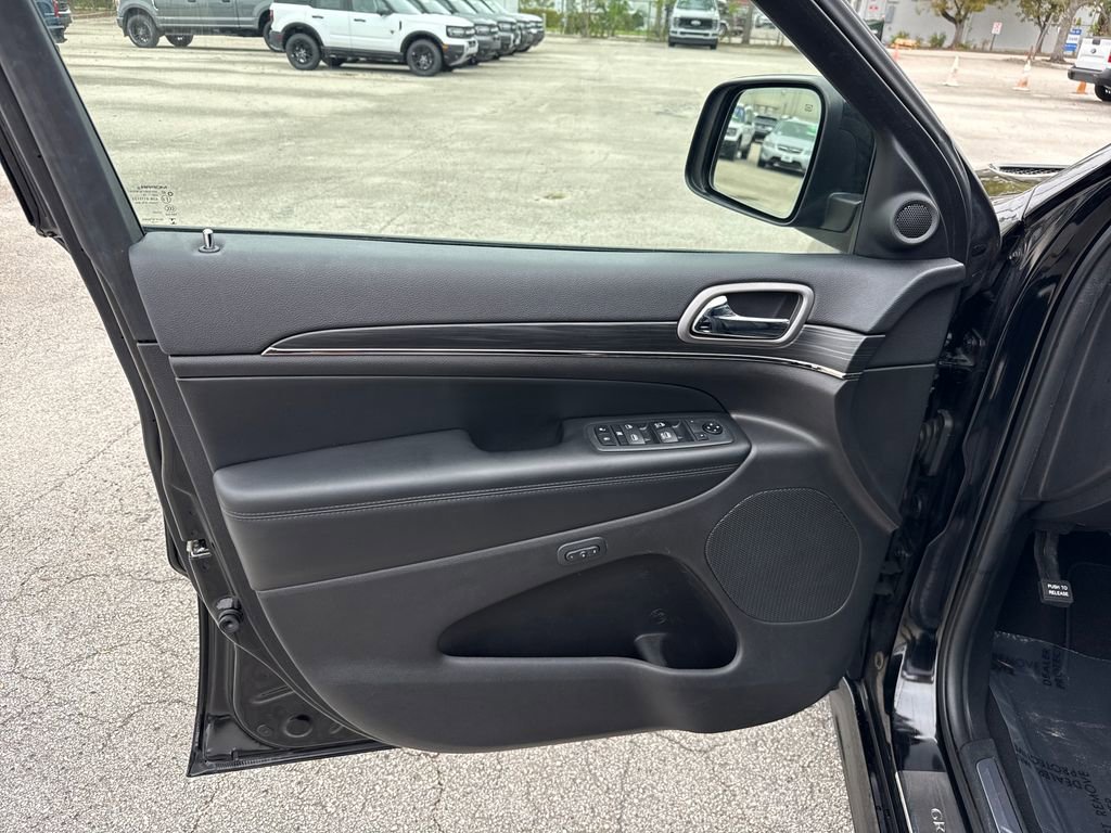 Used 2019 Jeep Grand Cherokee Limited X image 14