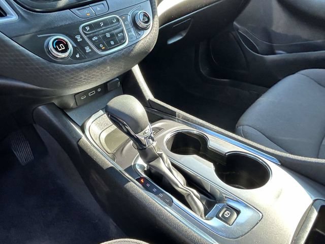 Used 2025 Chevrolet Malibu LT FWD image 14