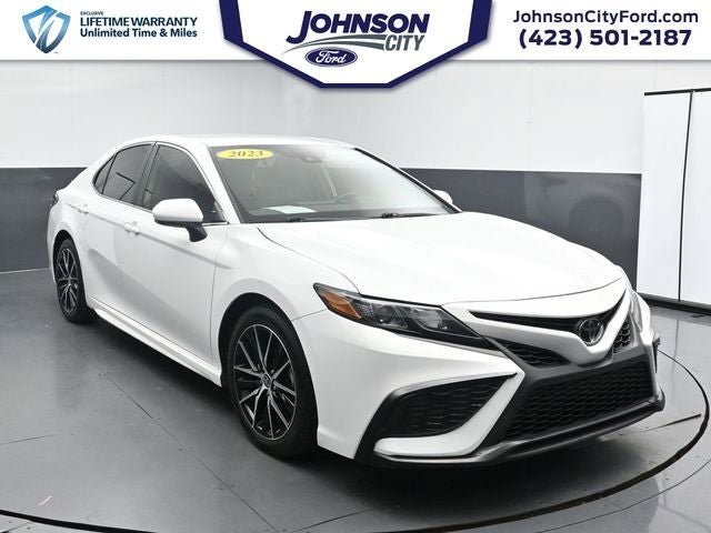 Used 2023 Toyota Camry SE