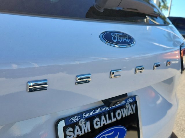 Certified 2022 Ford Escape SE w/ Convenience Package image 11