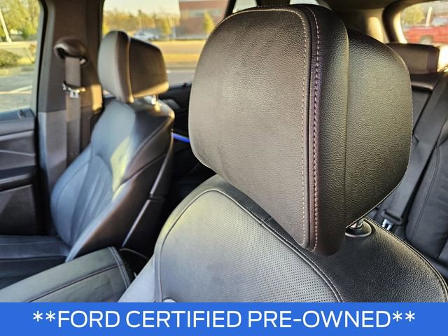 Used 2020 BMW X5 M50i image 31