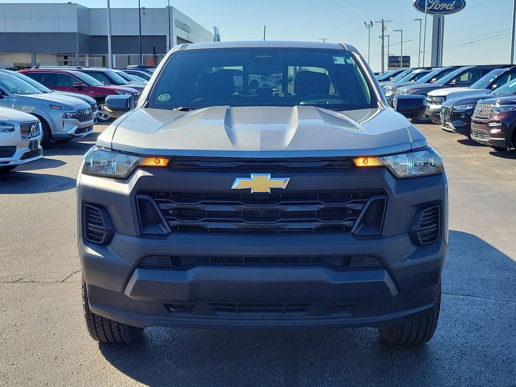 Used 2024 Chevrolet Colorado W/T w/ Safety Package image 8