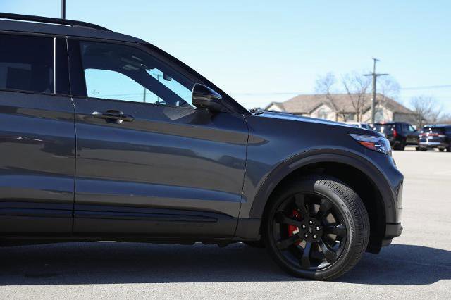 Certified 2020 Ford Explorer ST w/ ST Street Pack image 4