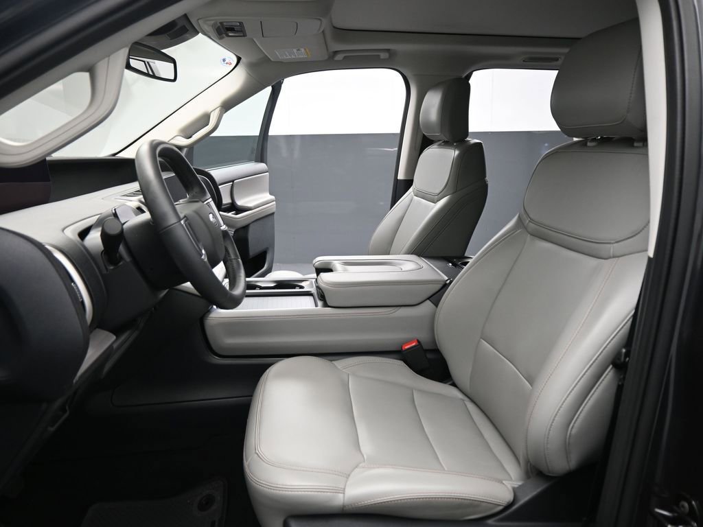 Certified 2025 Ford Expedition Max Active image 10