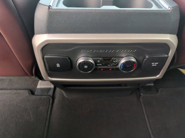 Certified 2024 Ford Expedition Limited AWD/4WD image 19