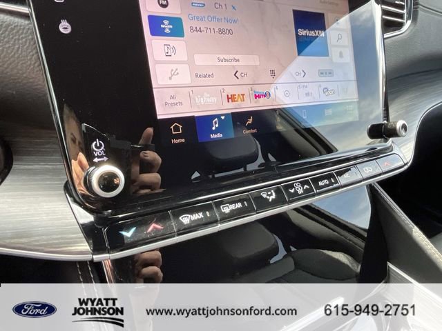 Used 2024 Jeep Wagoneer L Series II w/ Flexible Seating Group image 36