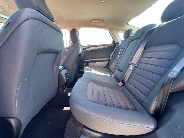 Certified 2020 Ford Fusion SE FWD image 25