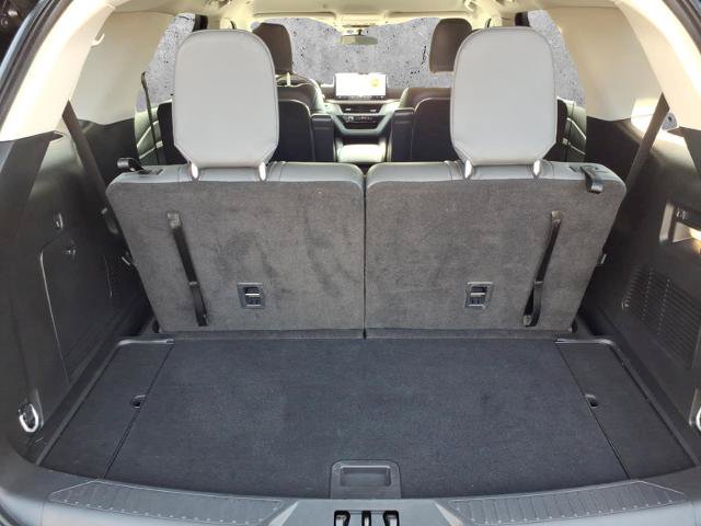 Certified 2025 Ford Explorer Active w/ Active Comfort Package AWD/4WD image 27