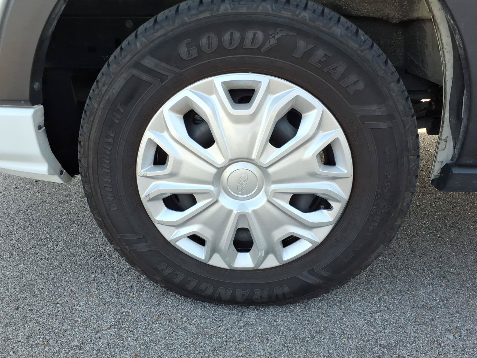 Certified 2024 Ford Transit 350 XLT RWD image 9