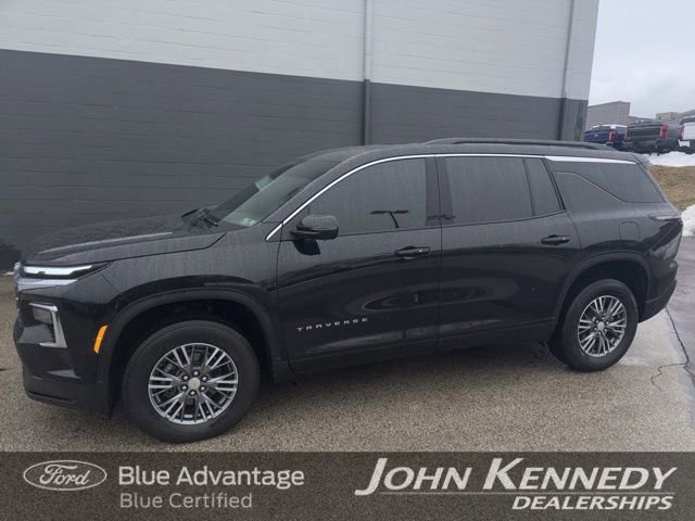 Used 2024 Chevrolet Traverse LT w/ LPO, Floor Liner Package image 3