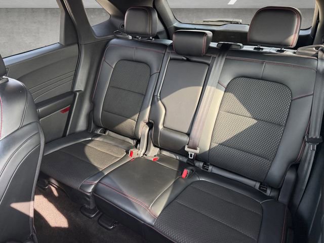 Certified 2025 Ford Escape ST-Line image 22