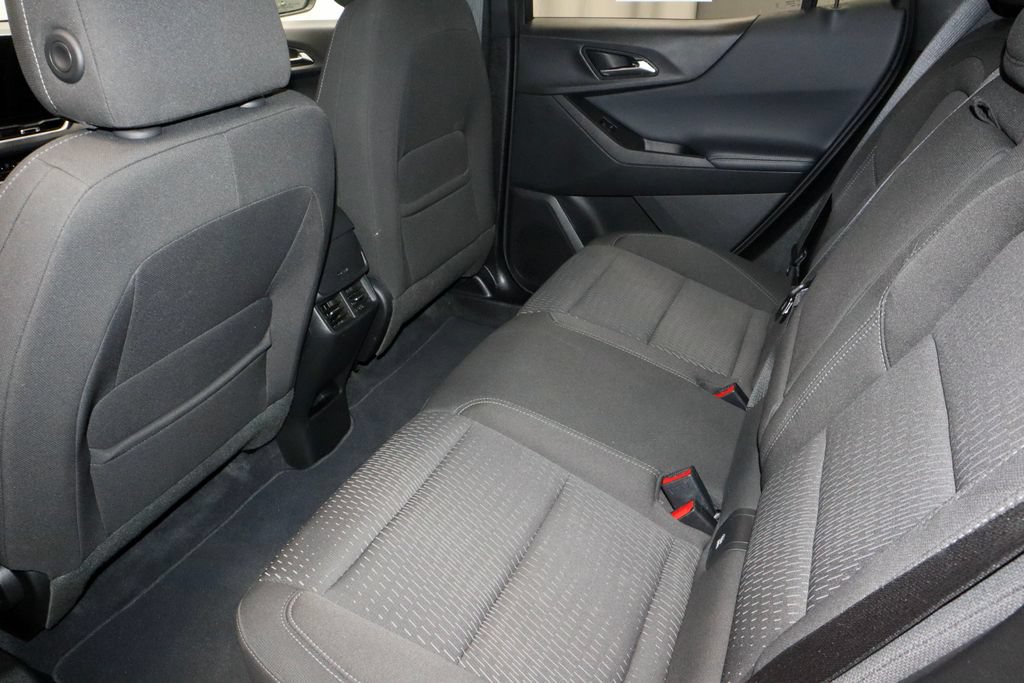 Used 2025 Chevrolet Equinox LT FWD image 21
