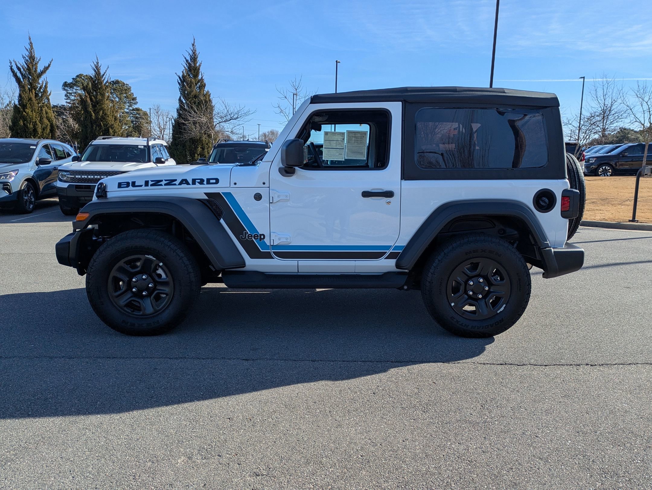 Used 2025 Jeep Wrangler Sport image 2