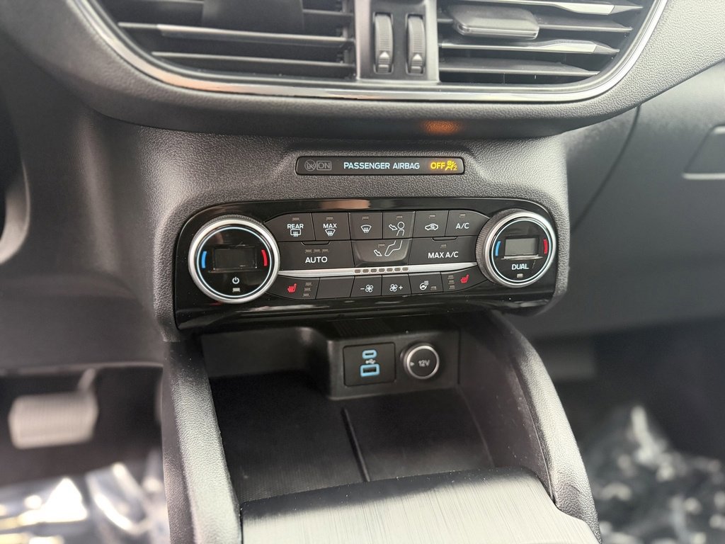 Certified 2021 Ford Escape Titanium image 19