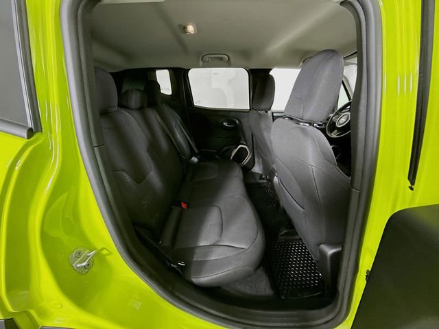 Used 2017 Jeep Renegade Latitude w/ Cold Weather Group image 25