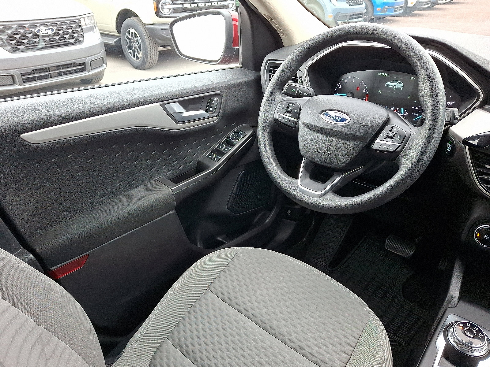 Certified 2020 Ford Escape SE image 14