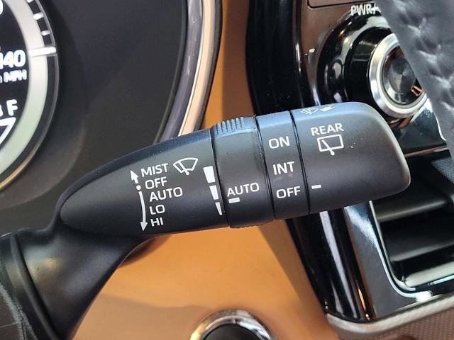 Used 2022 Toyota Highlander Platinum AWD/4WD image 33