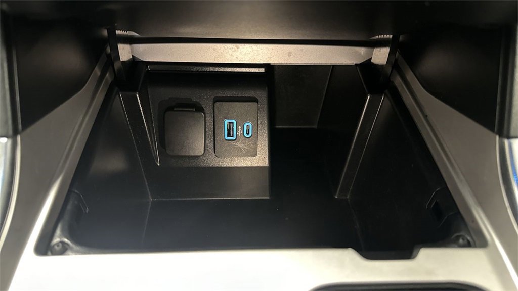 Certified 2022 Ford Explorer XLT image 38