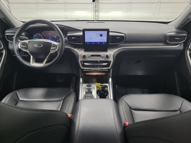 Certified 2024 Ford Explorer XLT w/ Equipment Group 202A AWD/4WD image 14