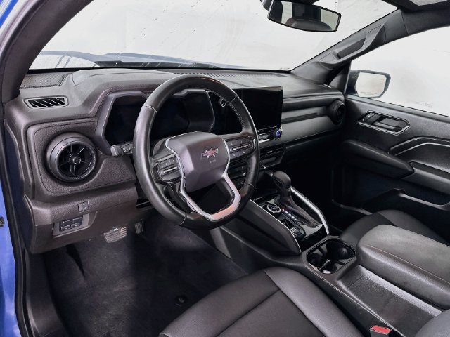 Used 2025 Chevrolet Colorado Trail Boss AWD/4WD image 14