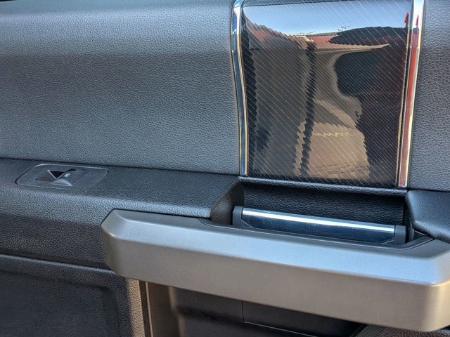 Certified 2021 Ford F250 Platinum w/ FX4 Off-Road Package image 35