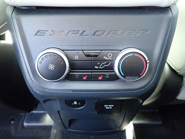 Certified 2025 Ford Explorer Platinum w/ LUX Leather Package AWD/4WD image 20