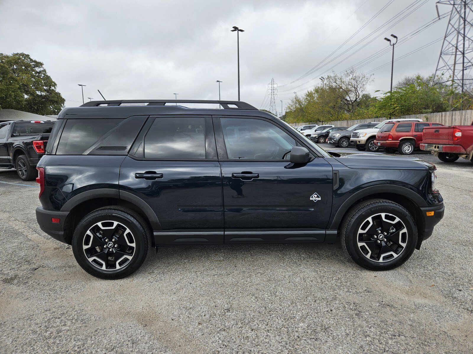 Certified 2023 Ford Bronco Sport Outer Banks w/ Tech Package image 2