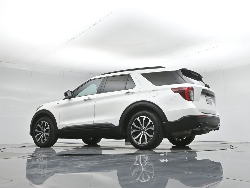 Certified 2022 Ford Explorer ST-Line RWD image 57