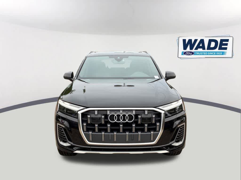 Used 2025 Audi Q7 3.0T Premium Plus AWD/4WD image 2