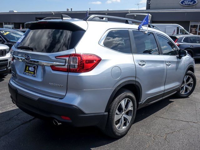 Used 2024 Subaru Ascent Premium w/ Convenience Package AWD/4WD image 10
