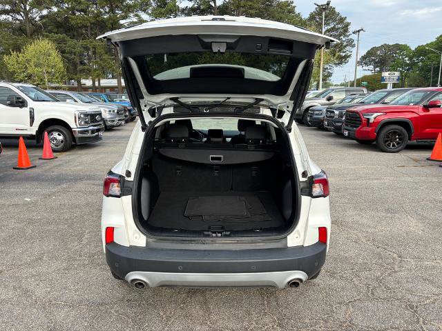 Certified 2022 Ford Escape SEL FWD image 9