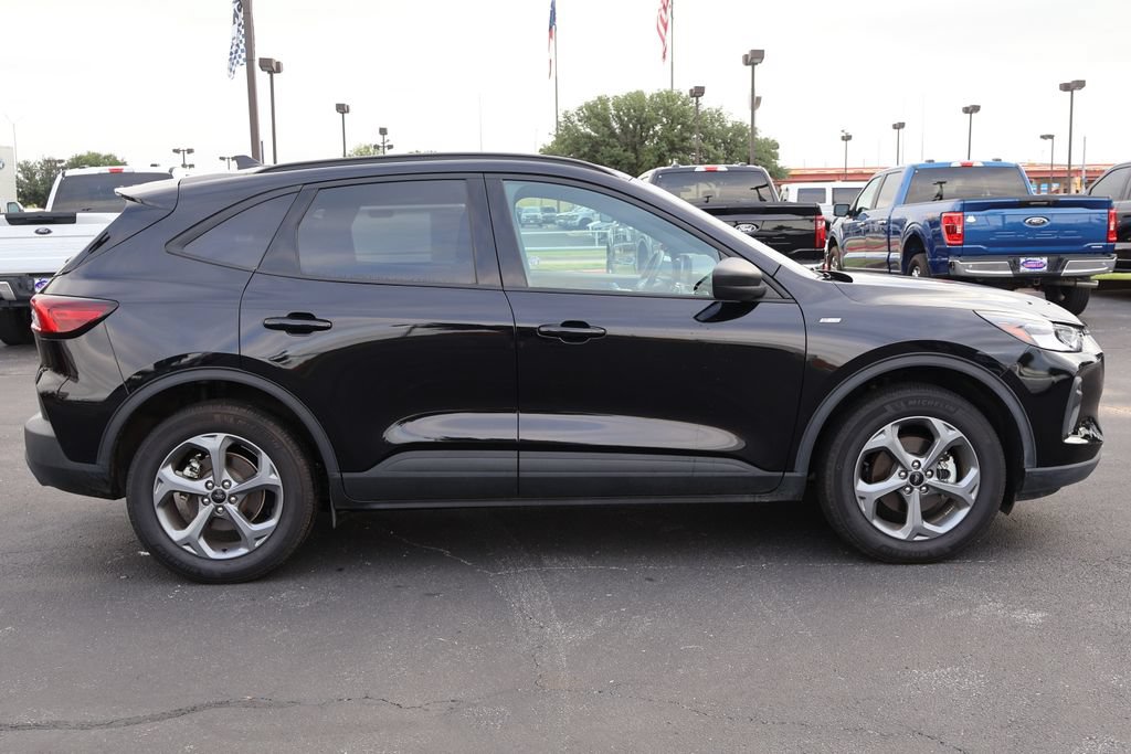 Certified 2025 Ford Escape ST-Line AWD/4WD image 13