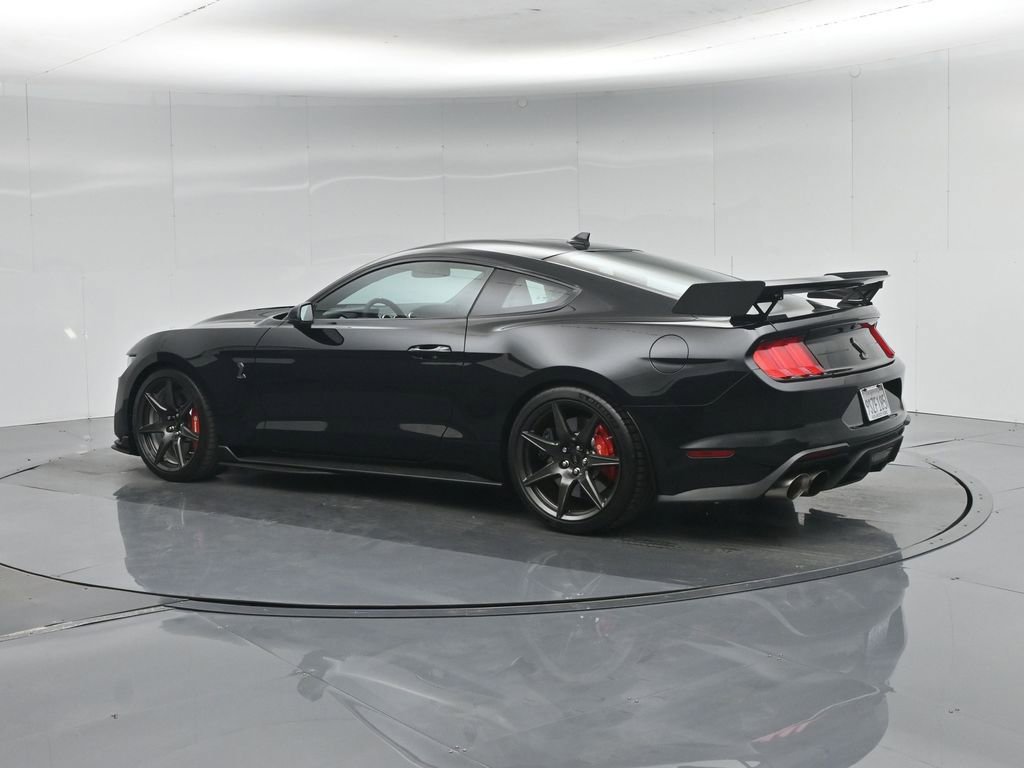 Certified 2021 Ford Mustang Shelby GT500 w/ Carbon Fiber Track Pack RWD image 7
