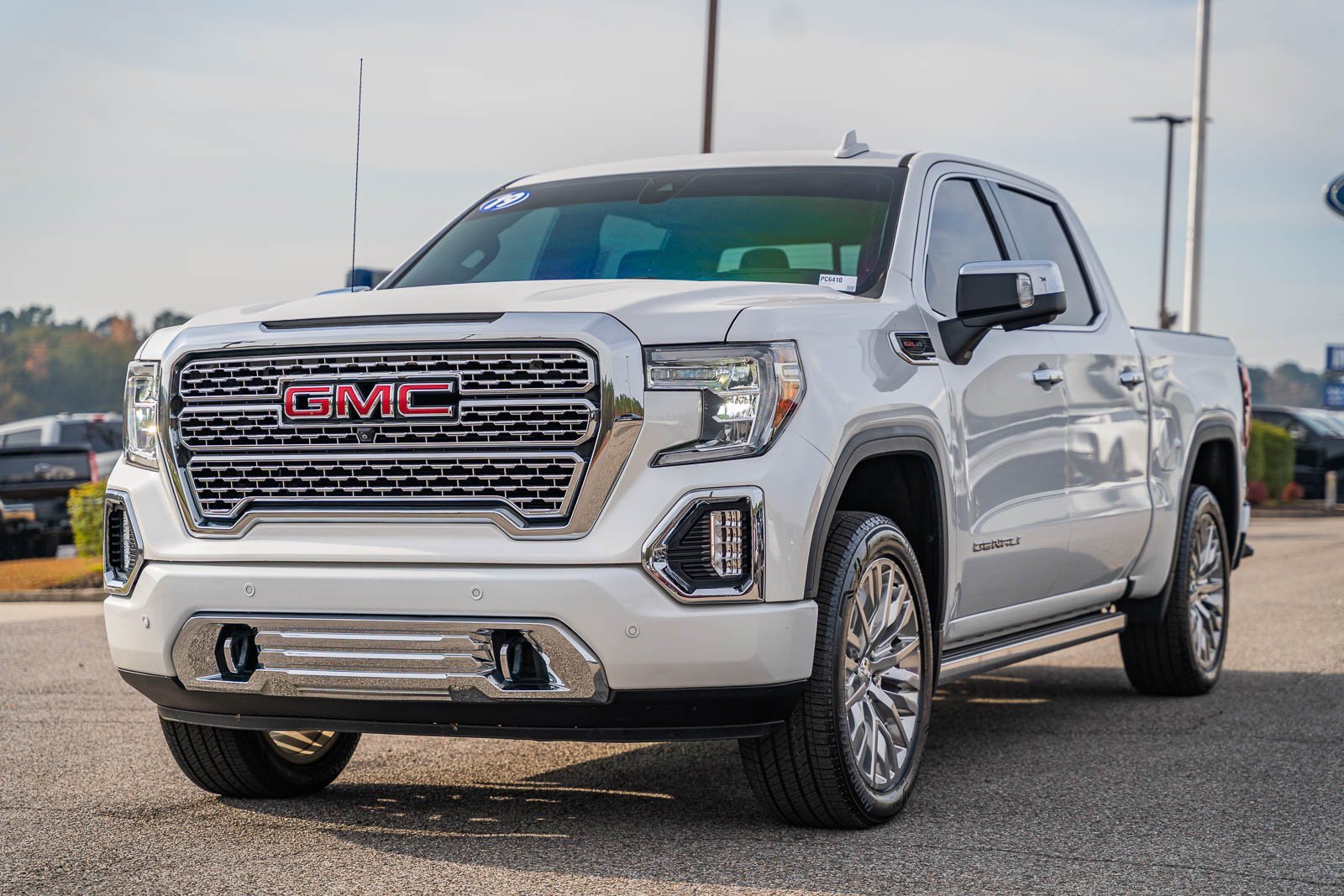 Used 2019 GMC Sierra 1500 Denali w/ Denali Ultimate Package image 3