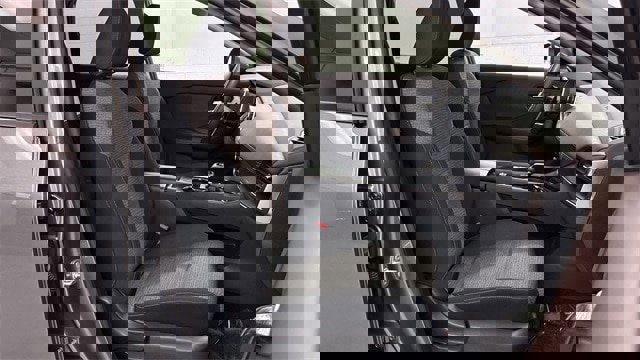 Used 2023 Nissan Rogue SV image 14