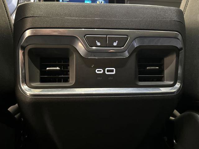 Used 2022 Chevrolet Silverado 1500 LTZ w/ LTZ Premium Package image 33