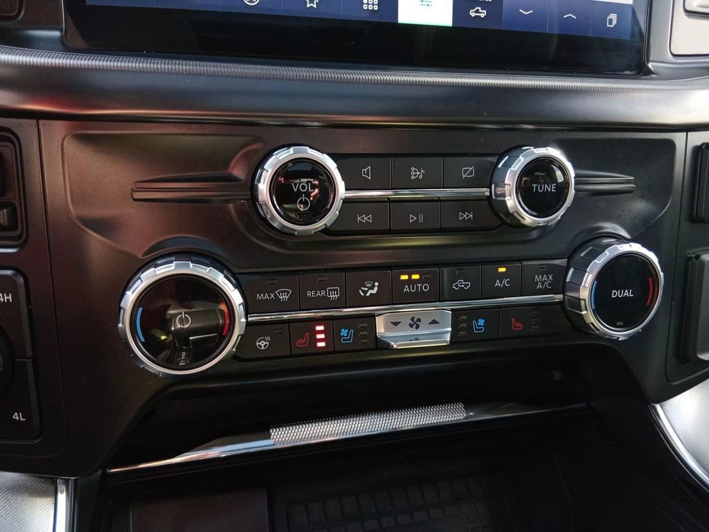 Certified 2022 Ford F150 Platinum w/ Equipment Group 701A High image 20