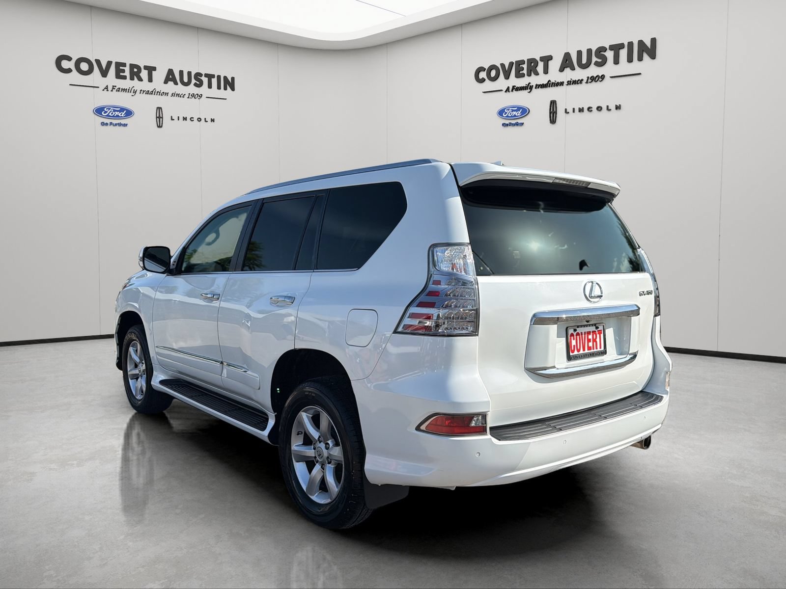 Used 2018 Lexus GX 460 w/ Navigation Package AWD/4WD image 3