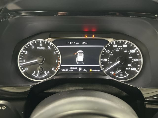 Used 2025 Nissan Pathfinder SV FWD image 14