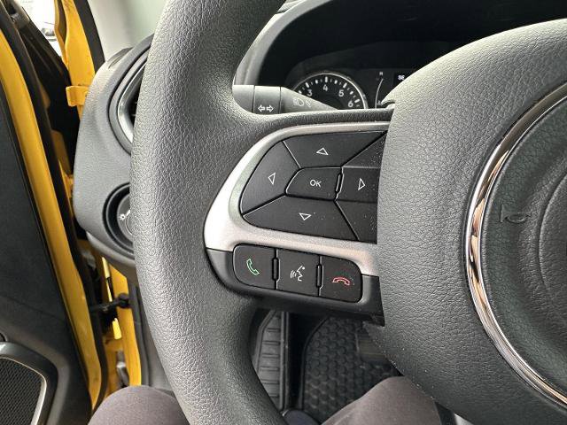 Used 2023 Jeep Renegade Latitude AWD/4WD image 26