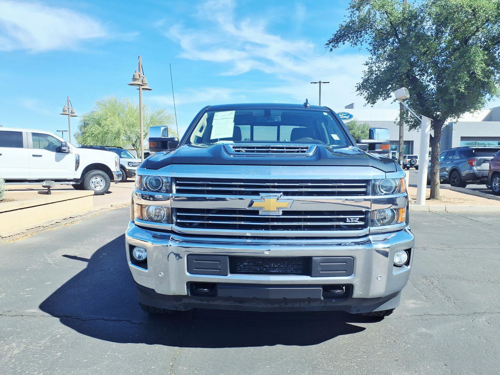 Used 2019 Chevrolet Silverado 2500 LTZ w/ Duramax Plus Package AWD/4WD image 2
