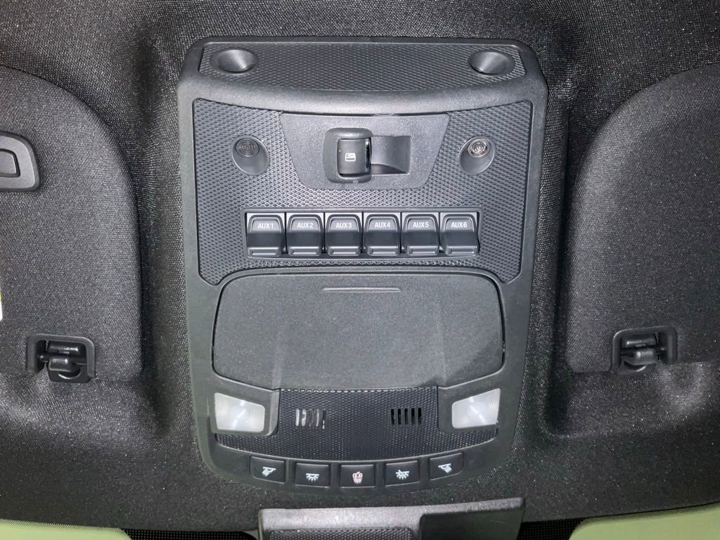Certified 2022 Ford F250 Lariat w/ Tremor Off-Road Package AWD/4WD image 20