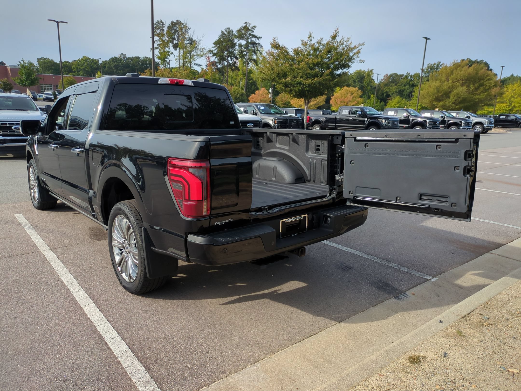 Certified 2024 Ford F150 Platinum w/ Equipment Group 703A Plus AWD/4WD image 37