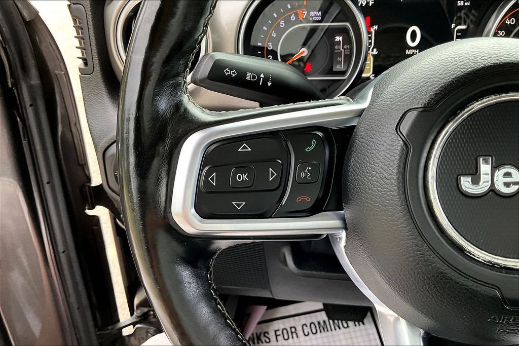 Used 2018 Jeep Wrangler Unlimited Sahara AWD/4WD image 17