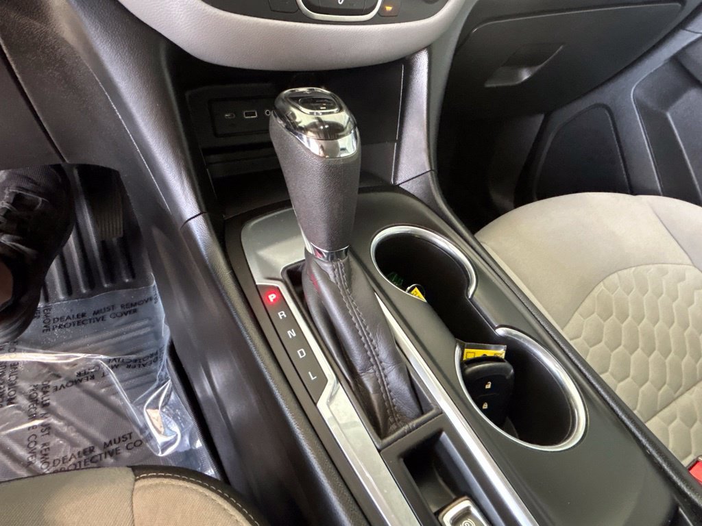 Used 2020 Chevrolet Equinox LS w/ LS Convenience Package FWD image 14