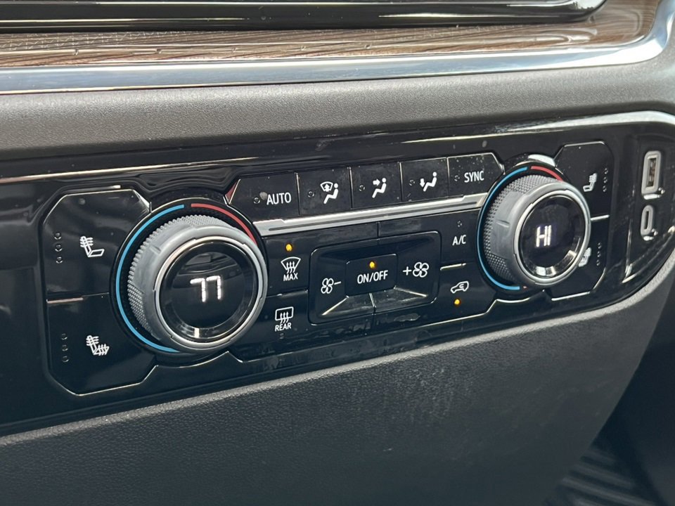 Used 2024 Chevrolet Silverado 1500 LT image 30