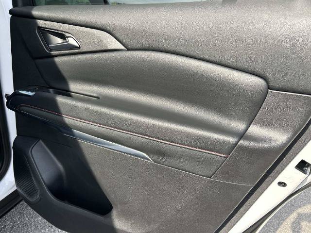 Used 2025 Chevrolet Traverse Z71 w/ Driver Confidence Package AWD/4WD image 23