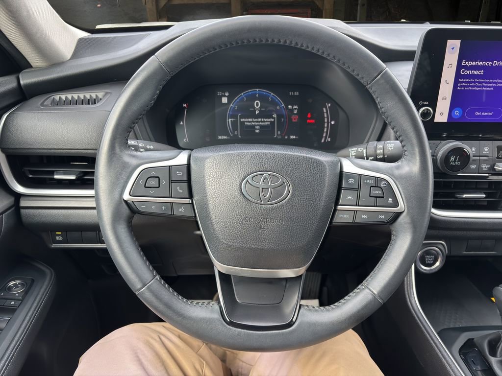 Used 2022 Toyota Sienna XLE Woodland Edition AWD/4WD image 20