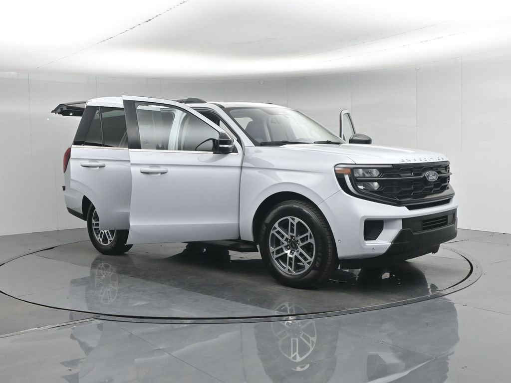 Certified 2025 Ford Expedition Active RWD image 37