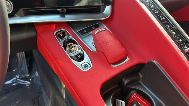 Used 2024 Chevrolet Corvette Stingray Preferred Cpe w/ 2LT image 27